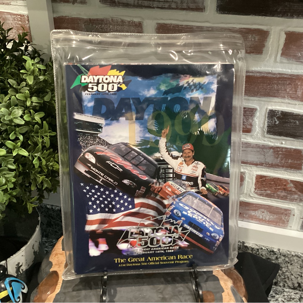 Vintage  Must See Special Offer  1999 Daytona 500 Official Program  Sealed